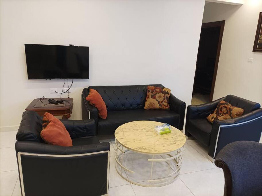 Comfortable Apartment In Irbid Exterior photo